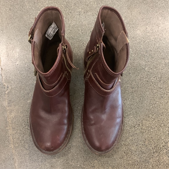 UGG Brown Fabrizia Leather Moto boots - Picture 3 of 5